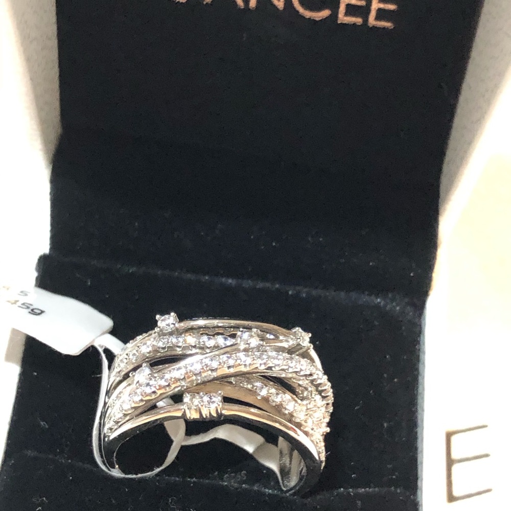 Joancee Gen ring